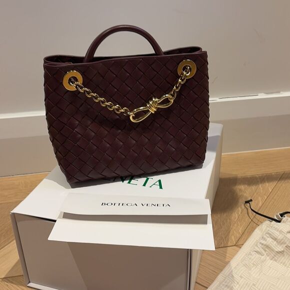 Bottega Veneta Small Andiamo Intrecciato leather top handle bag NEW - Picture 3 of 11